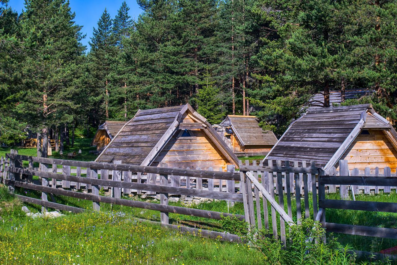Eco Camp Chalets Pod Gorom Žabljak Esterno foto